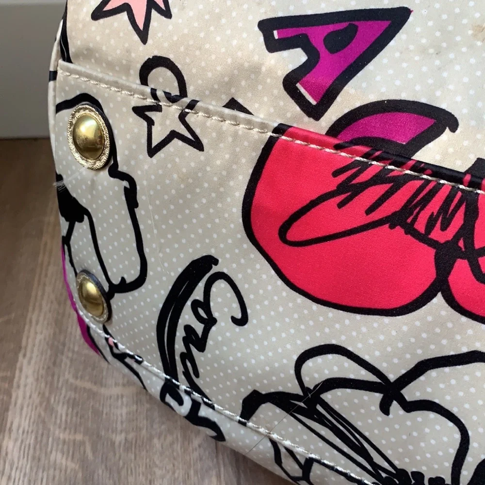 Coach Kyra Graffiti Poppy Weekender Large Floral - Picture 9 of 16